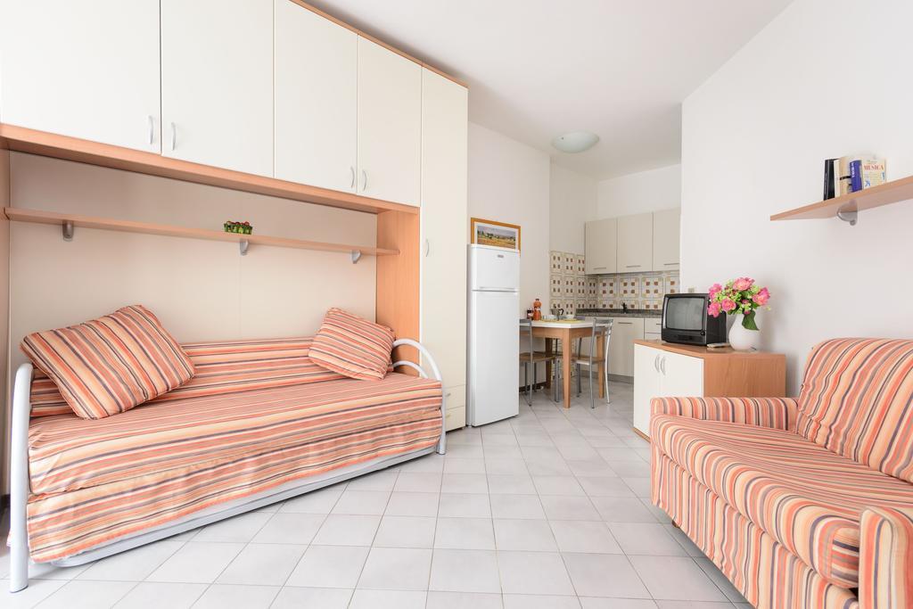 Residence Rubin Lignano Sabbiadoro Chambre photo